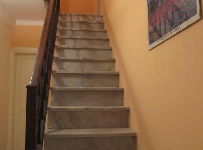 La Casa Dell ' Orto 度假居 莱里奇